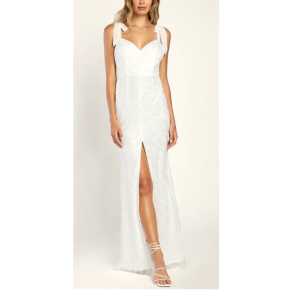 LULU'S S White Romantically Entwined Lace Backless Mermaid Maxi Dress NEW 0B16 - Picture 1 of 11